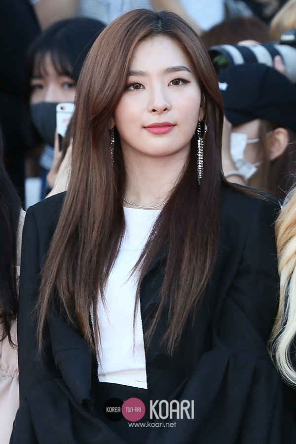 SEULGI,