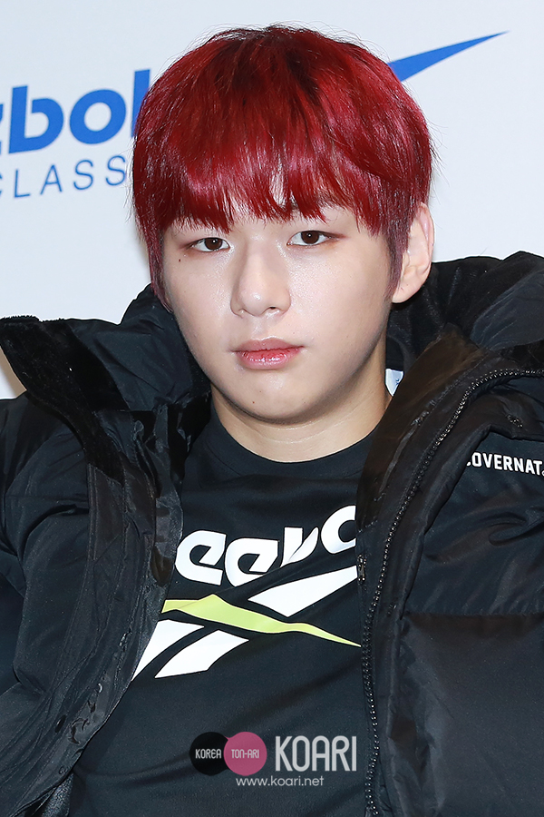 Photo]カン・ダニエル(Wanna One)、ハートのポーズもナンバーワン