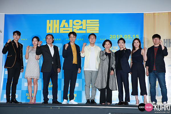 陪審員たち」共演者がパク・ヒョンシクに感謝!そのワケは? - 韓国