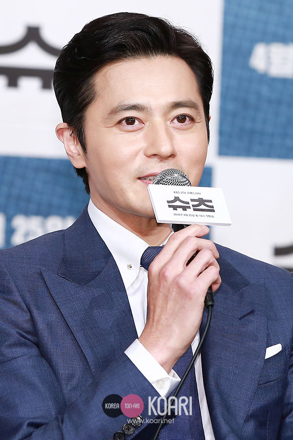 Photo] チャン・ドンゴン、彫刻のようなルックス! - 韓国エンタメ
